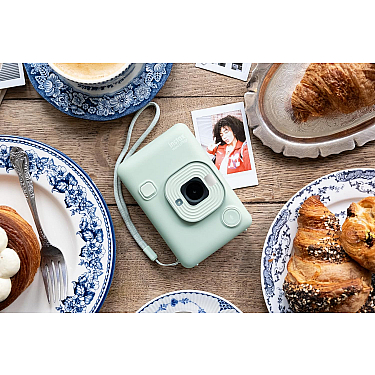 Fotoaparat Fujifilm Instax Mini Liplay Matcha Green Fotoaparat Fujifilm Instax Mini Liplay Matcha Green