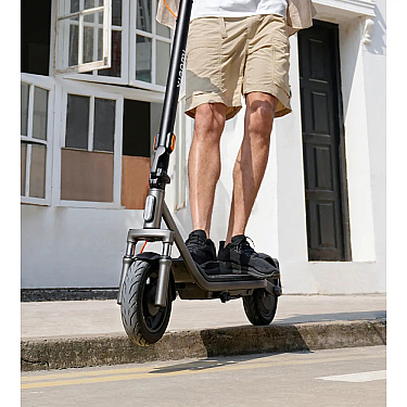 Skuter Xiaomi Scooter 6 Lite Black (DDHBC26LQ) BHR08R6GL