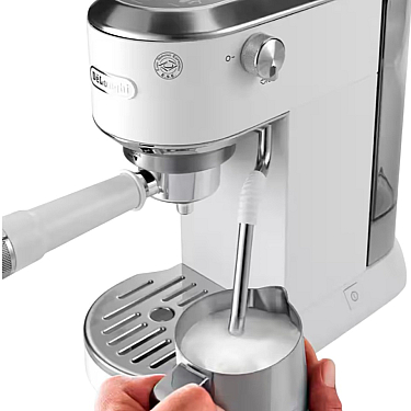 Qəhvə bişirən Delonghi EC890.WI