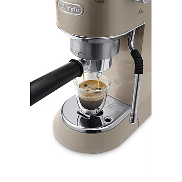 Qəhvə bişirən Delonghi EC885.BG