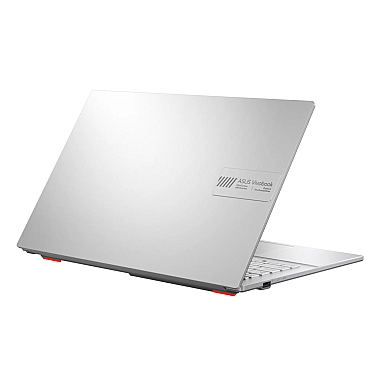 Notbuk Asus Vivobook Go 15,6/FHD/RYZEN 5 7520U/8GB/512GB/Silver (90NB0ZR1-M023C0)