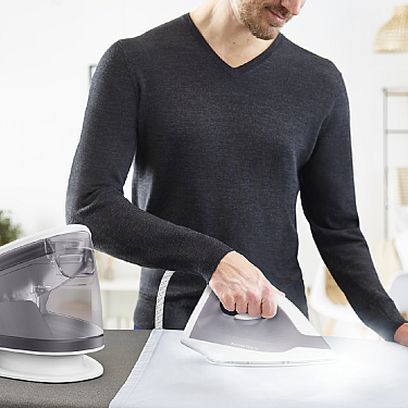 Buxarlı ütü Tefal Express Mini SV4111