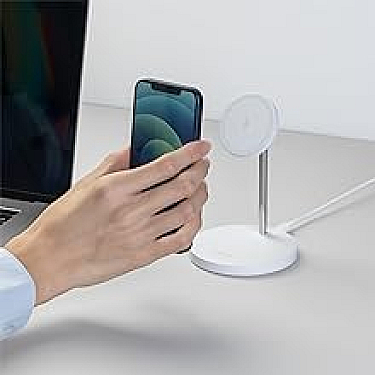 Pover bank Anker PowerWave Magnetic 2-in-1 Stand White (A2543H21)